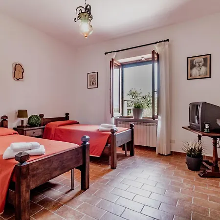 Scappo In Umbria, Casale Rosceto